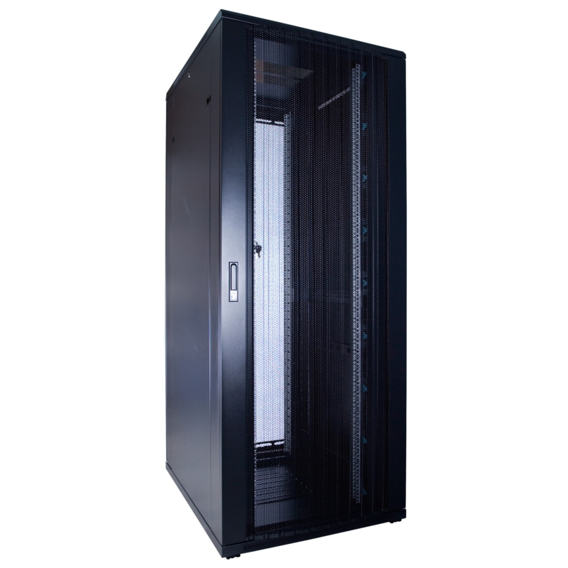 Armario para servidores de 47U con puerta perforada. Dimensiones: 600 x 800 x 2200 mm (ancho x profundidad x alto).